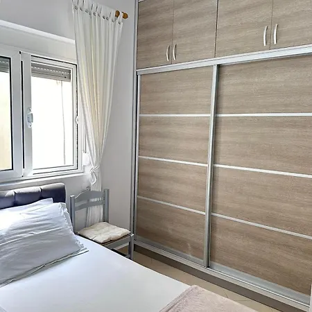 Apartment Niko Sarande