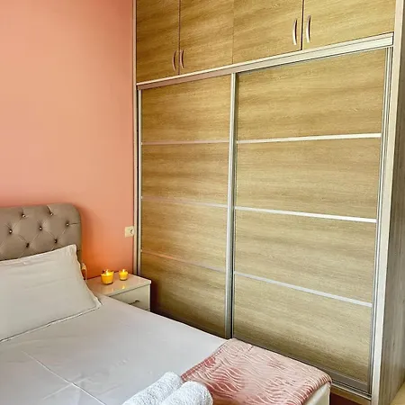 Niko Apartment *